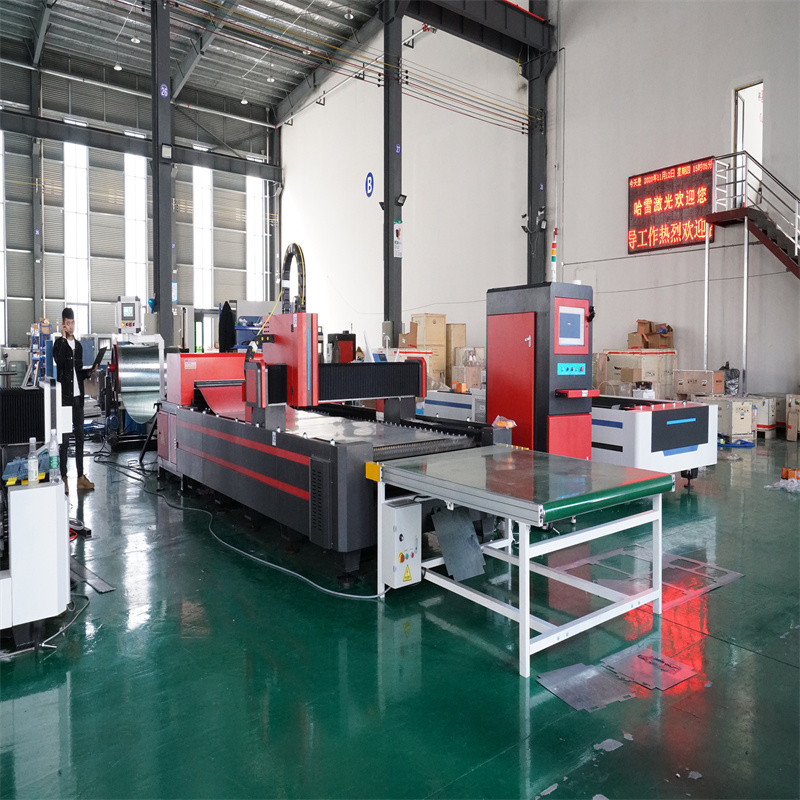 1.5kw 3kw 6025 Ipg Sheet Metal Fiber Laser Cutting Machine For Steel