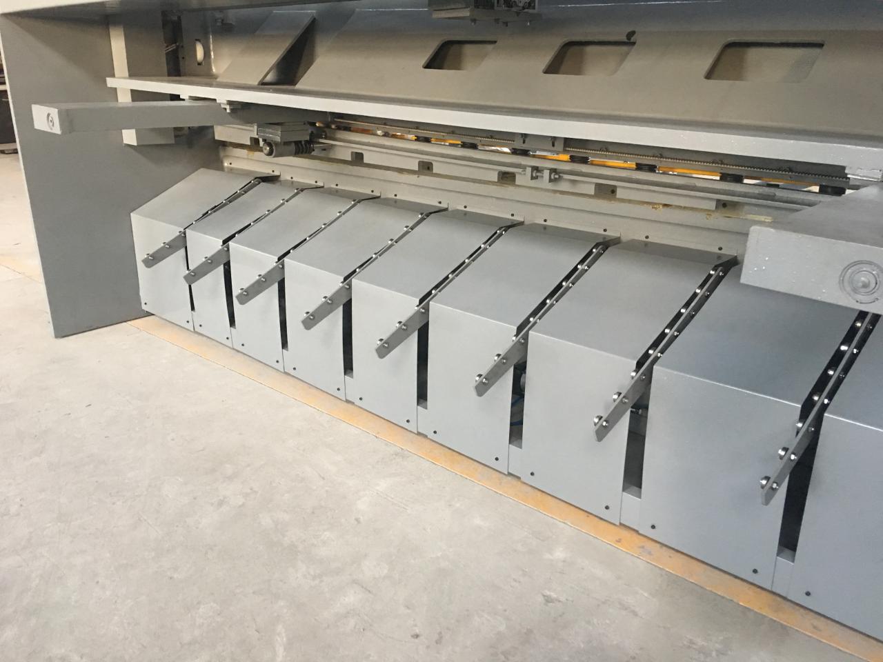 2.5m Length Hydraulic Nc Swing Beam Shearing Machine