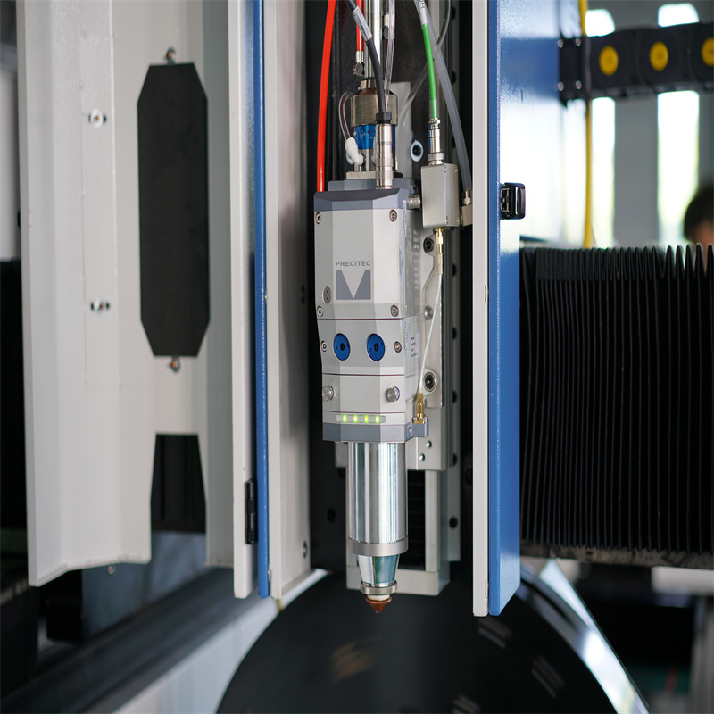 3015 1500x3000 Aluminium Fiber Laser Cutting Machine Industrial Laser Equipment