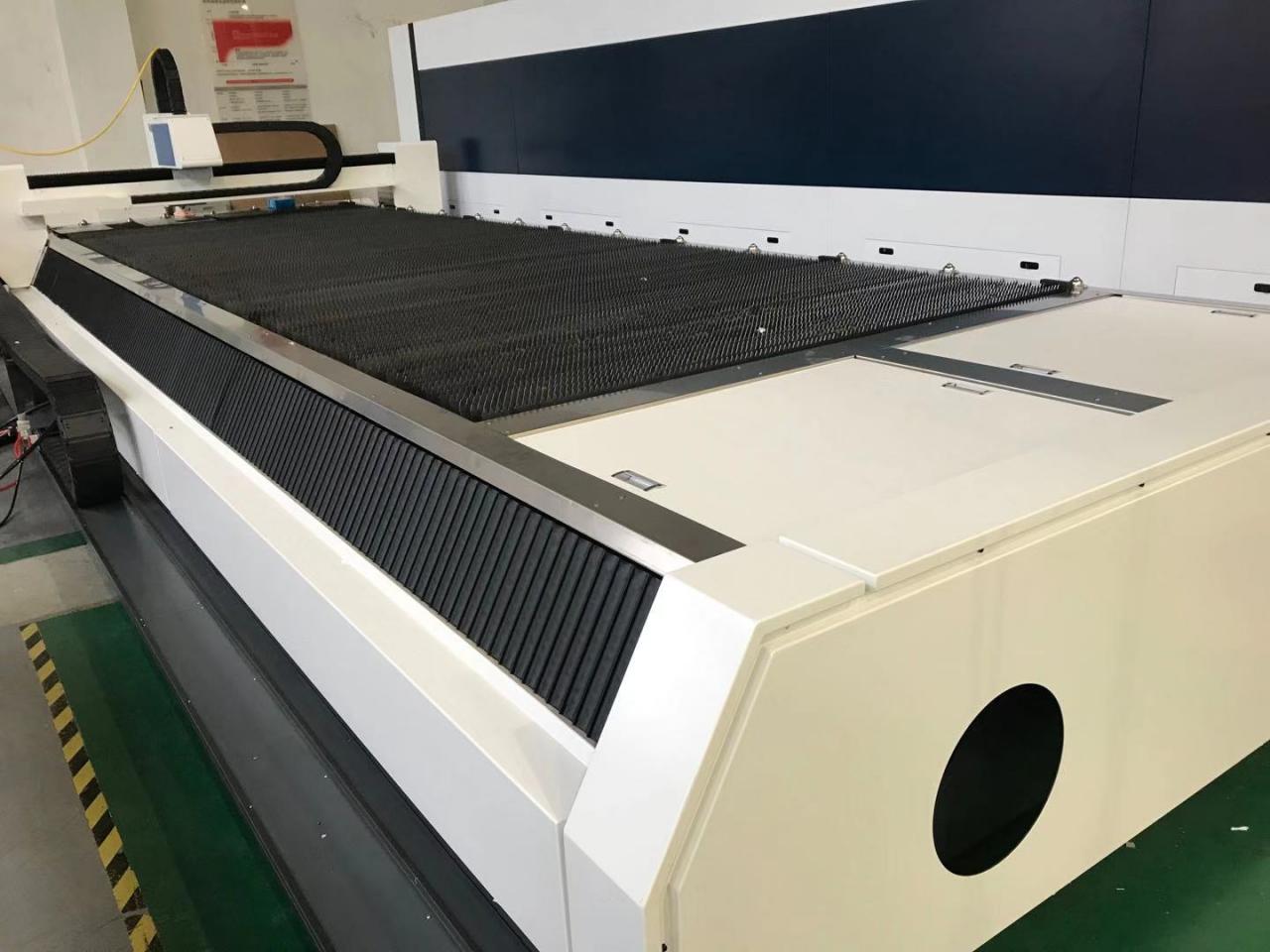 3015 4015 1kw To 6kw Cnc Fiber Laser Cutting Machine Raycus Laser Power