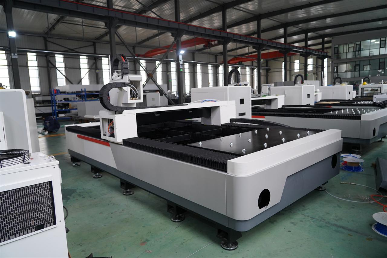 3015 4kw 1kw 2kw 3kw Stainless Steel Cnc Fiber Laser Cutting Machine