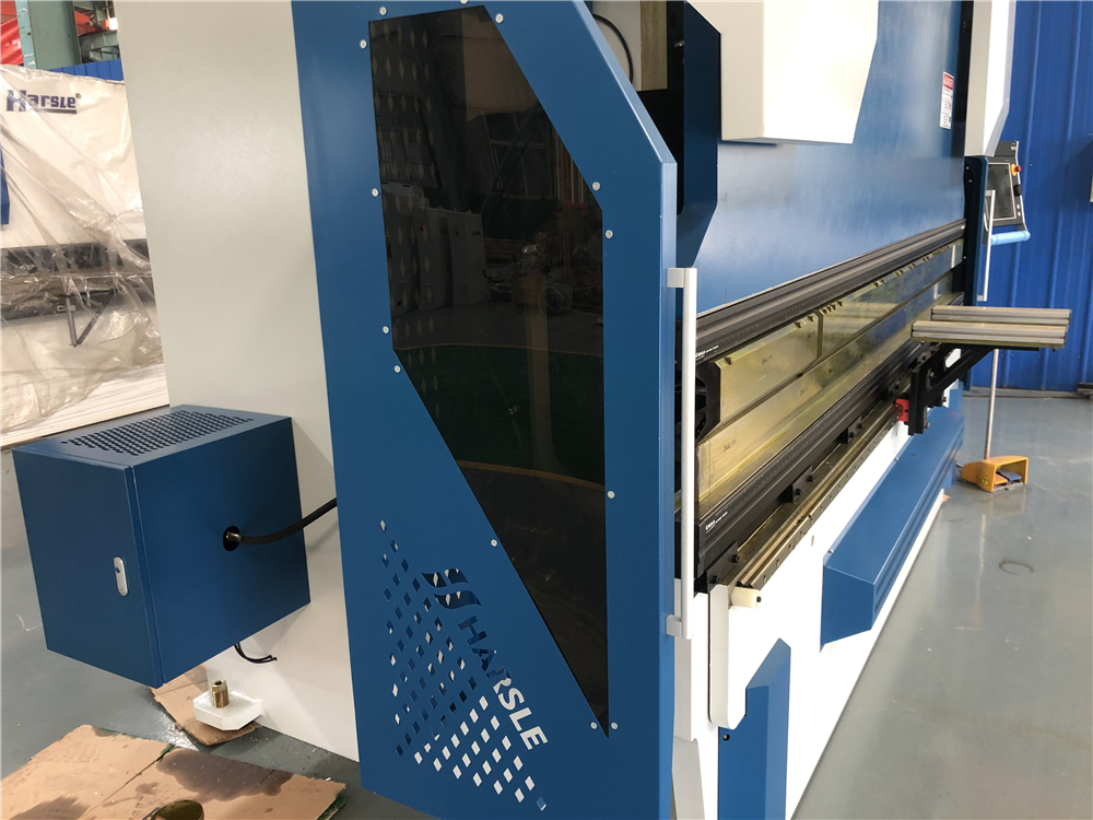 3+1 Axis Cnc Hydraulic Press Brake With Esa System 3+1 Axis Cnc Hydraulic Press Brake With Esa System