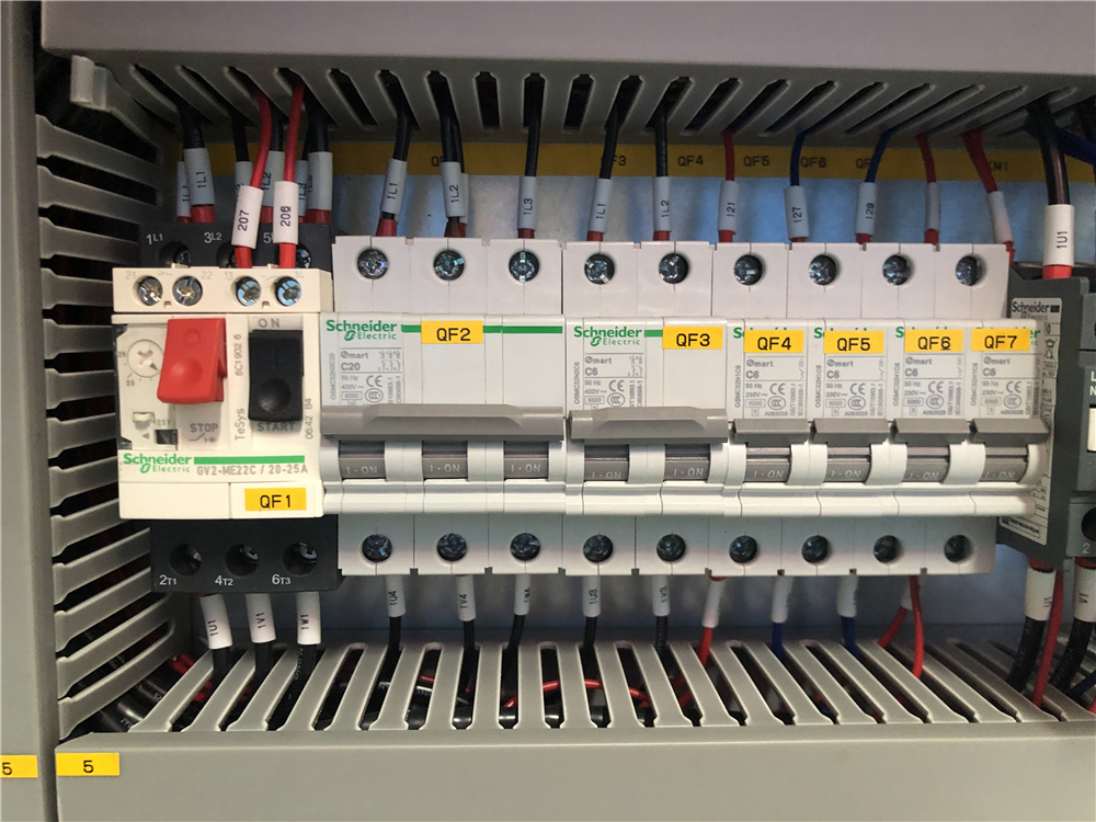 3+1 Axis Cnc Hydraulic Press Brake With Esa System