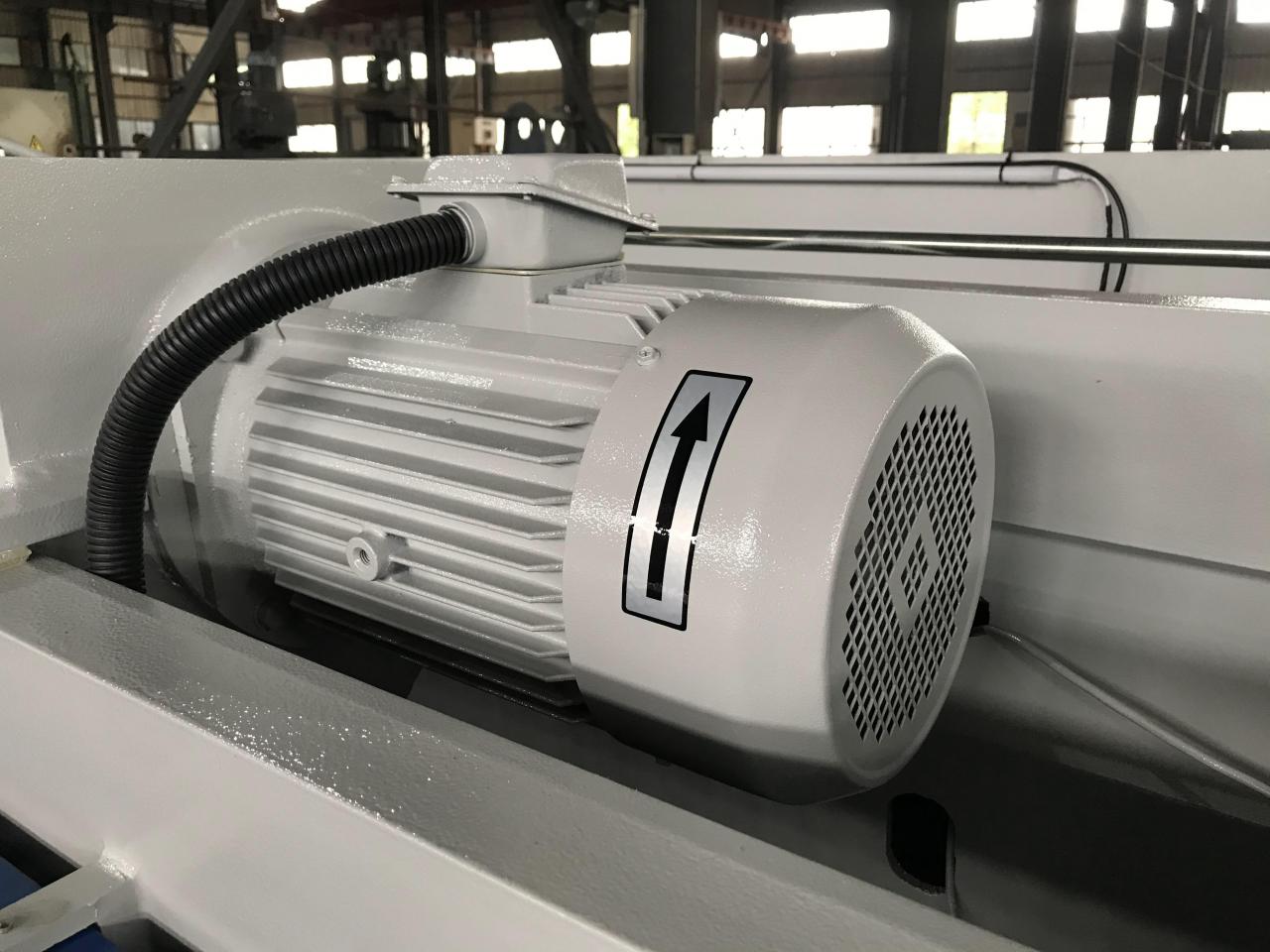 4mm Oem Qc11y-8x3200 Nc Hydraulic Guillotine Guillotine Shearing Machine 4mm Oem Qc11y-8x3200 Nc Hydraulic Guillotine Guillotine Shearing Machine