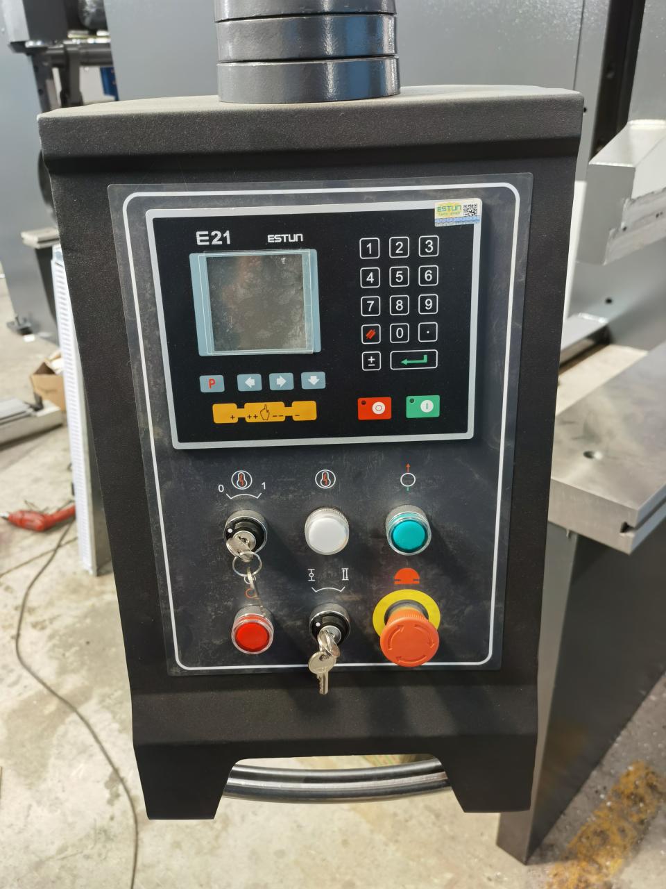 6x3200mm Stainless Steel Plate Cutting Machine, Automatic Iron Sheet Shearing Machine 6x3200mm Stainless Steel Plate Cutting Machine, Automatic Iron Sheet Shearing Machine