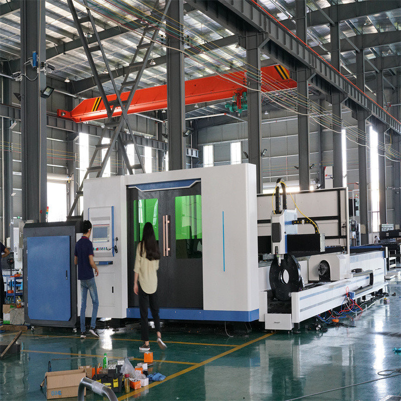 Fiber Laser Cutting Machine Cutting Aluminum, Sheet Metal Plate Laser Cutter