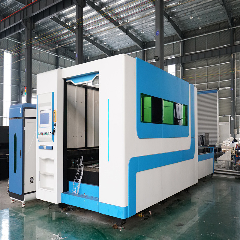 Metal Sheet Plates And Pipes Fiber Laser Cutting Machine With Rotary Device