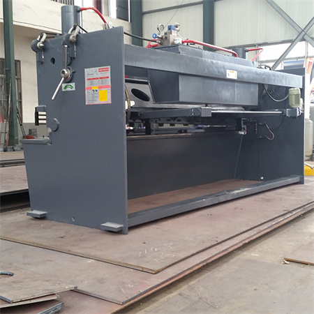 HAAS type hydraulic guillotine cnc shearing machine, equipped with E21S CNC system.