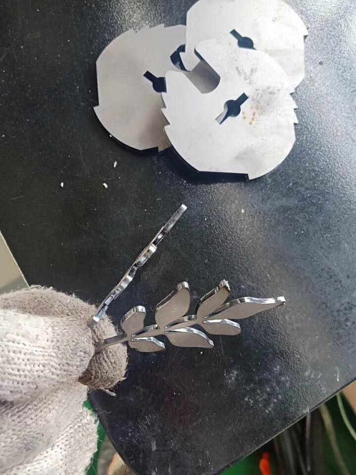 High Power 3015 2000W Metal Sheet Cnc Fiber Laser Cutting Machine