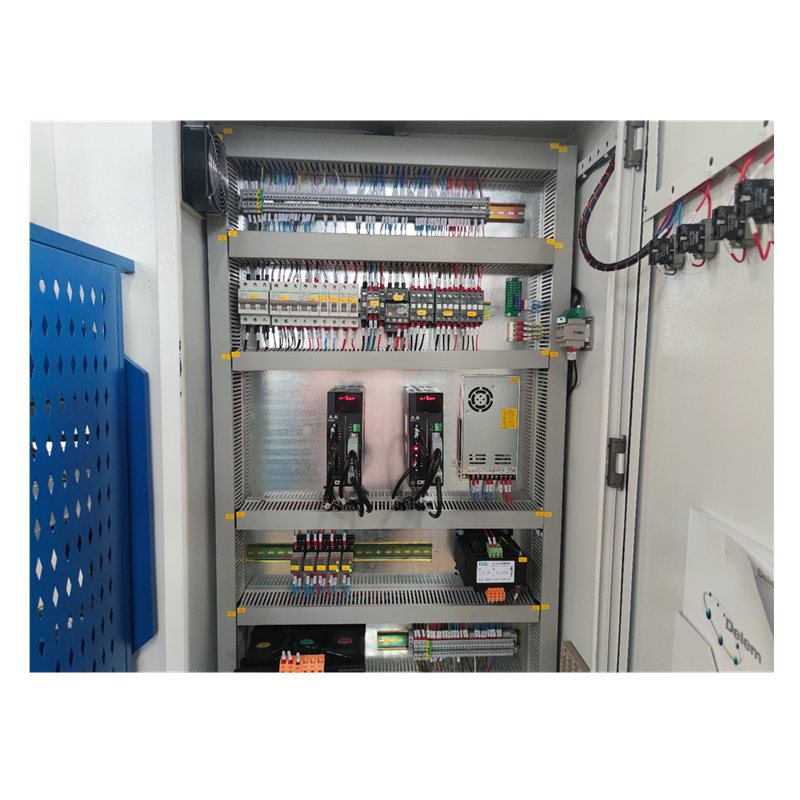 Hydraulic Press Brake Of 130t/3200mm 4+1 Axis Delem Da53t Cnc Press Brake Hydraulic Press Brake Of 130t/3200mm 4+1 Axis Delem Da53t Cnc Press Brake