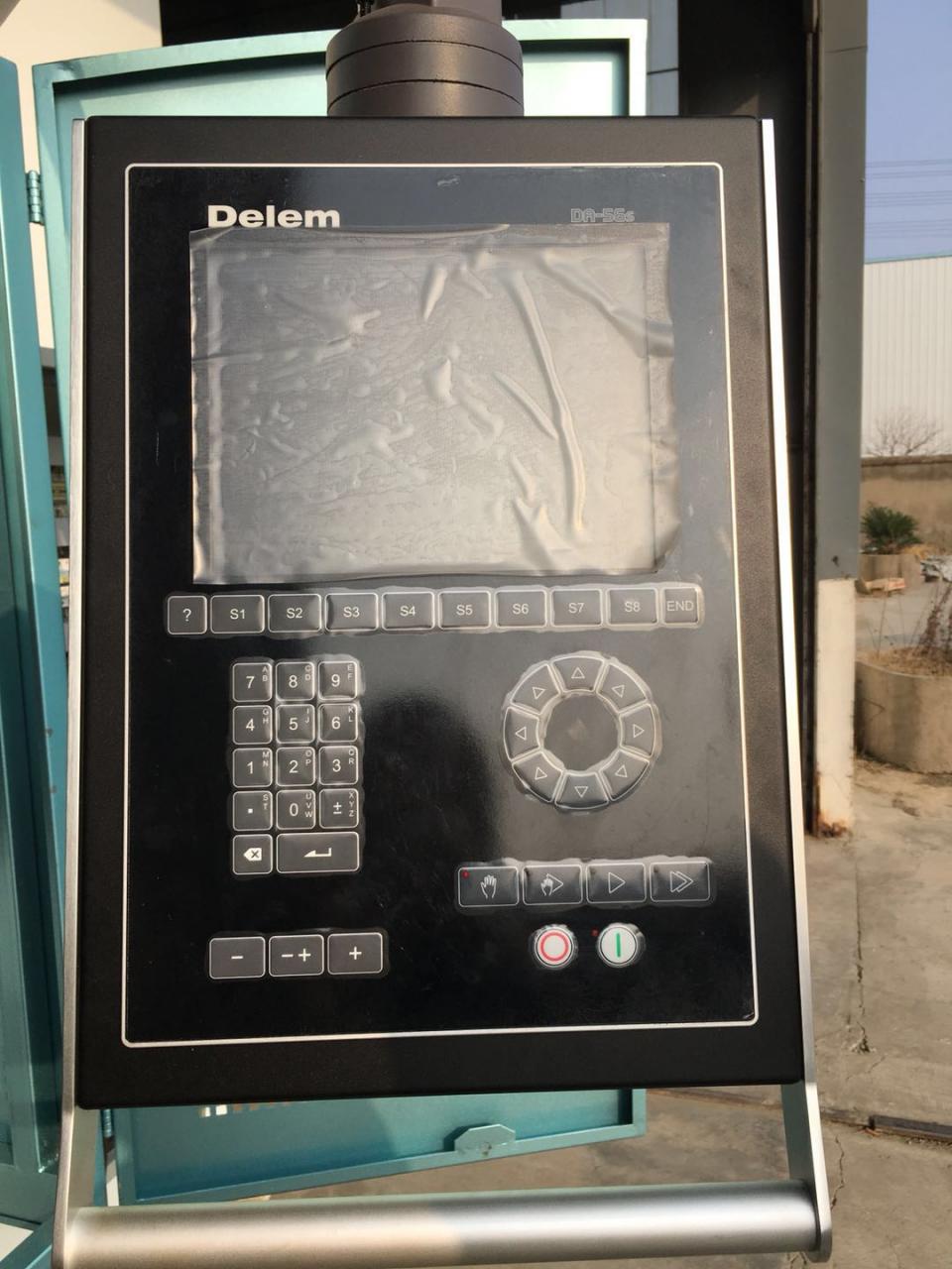 Hydraulic Stainless Steel Wc67y/k-300/6000 Mould Crowning Press Brake