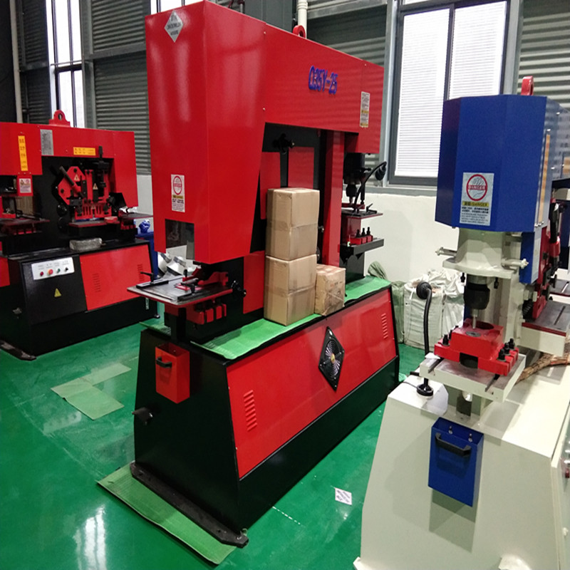 Q35y Series Hydraulic Ironworker Shearing And Punching Machine