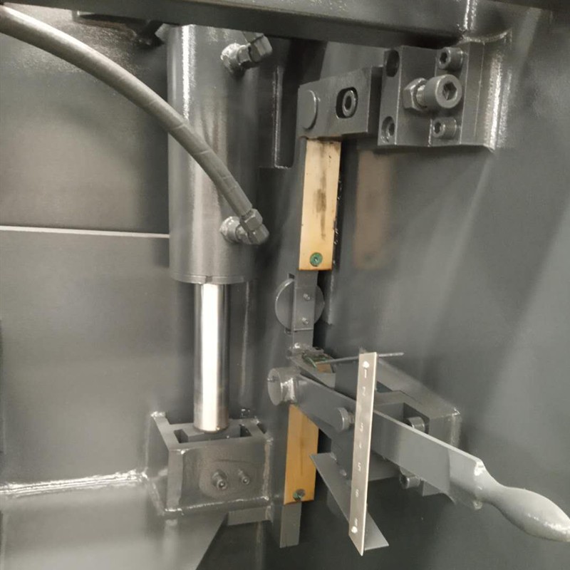 Qc12k-4x2500 Cnc Hydraulic Customized Shearing Machine Cutting Machine Qc12k-4x2500 Cnc Hydraulic Customized Shearing Machine Cutting Machine