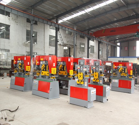 Steel Plate Angle Cutting Punching Notching Machine Hydraulic Ironworker For Sale