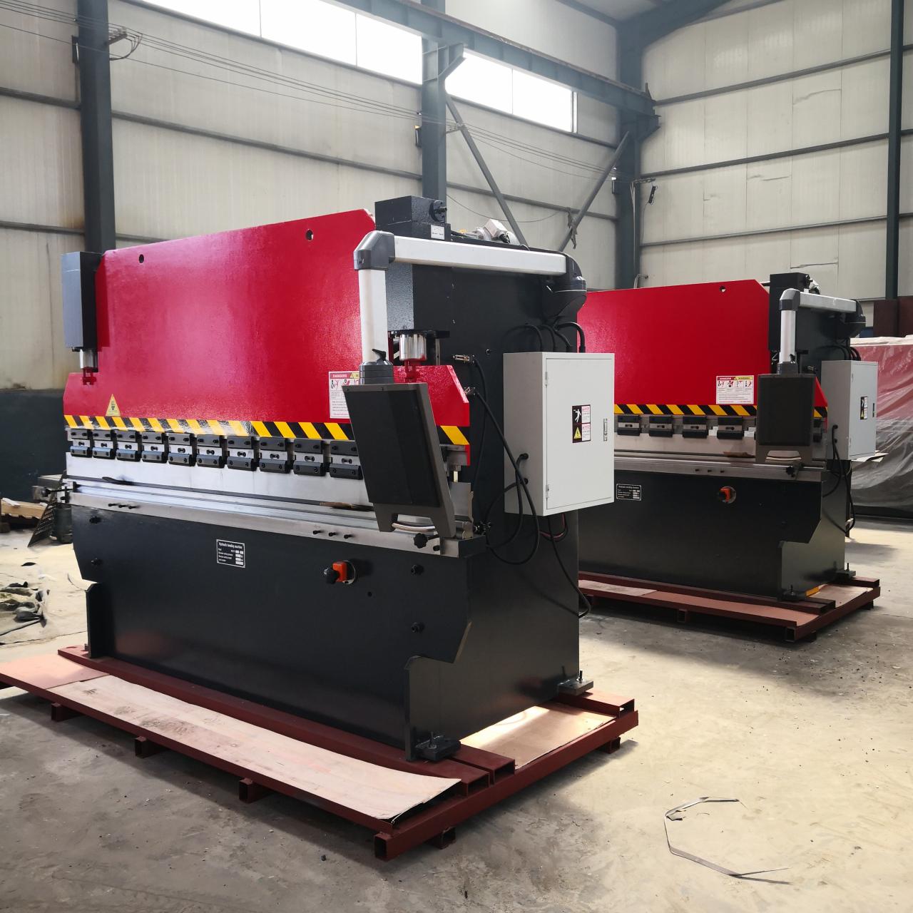 Wc67y-160 4000 Hydraulic Press Brake Cnc Metal Bending Machine For 4000mm Width Steel